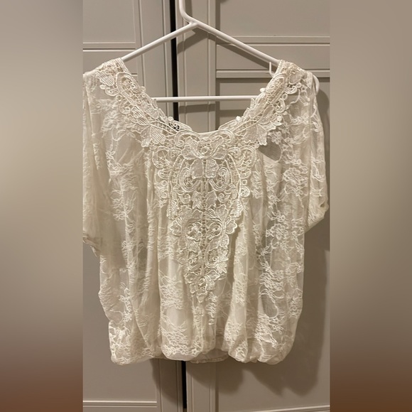2 for $20 Kismet White lace top - Picture 2 of 3